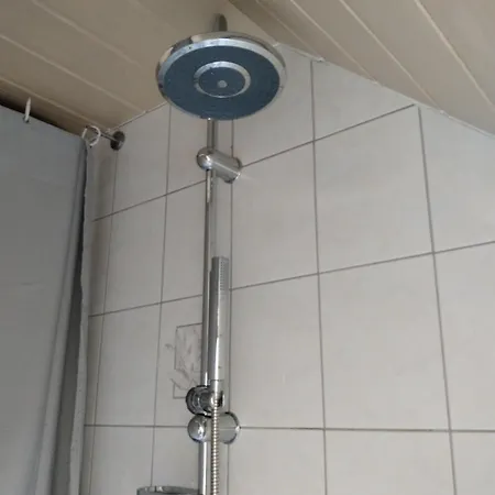 Monteurwohnung Lägenhet Lugau